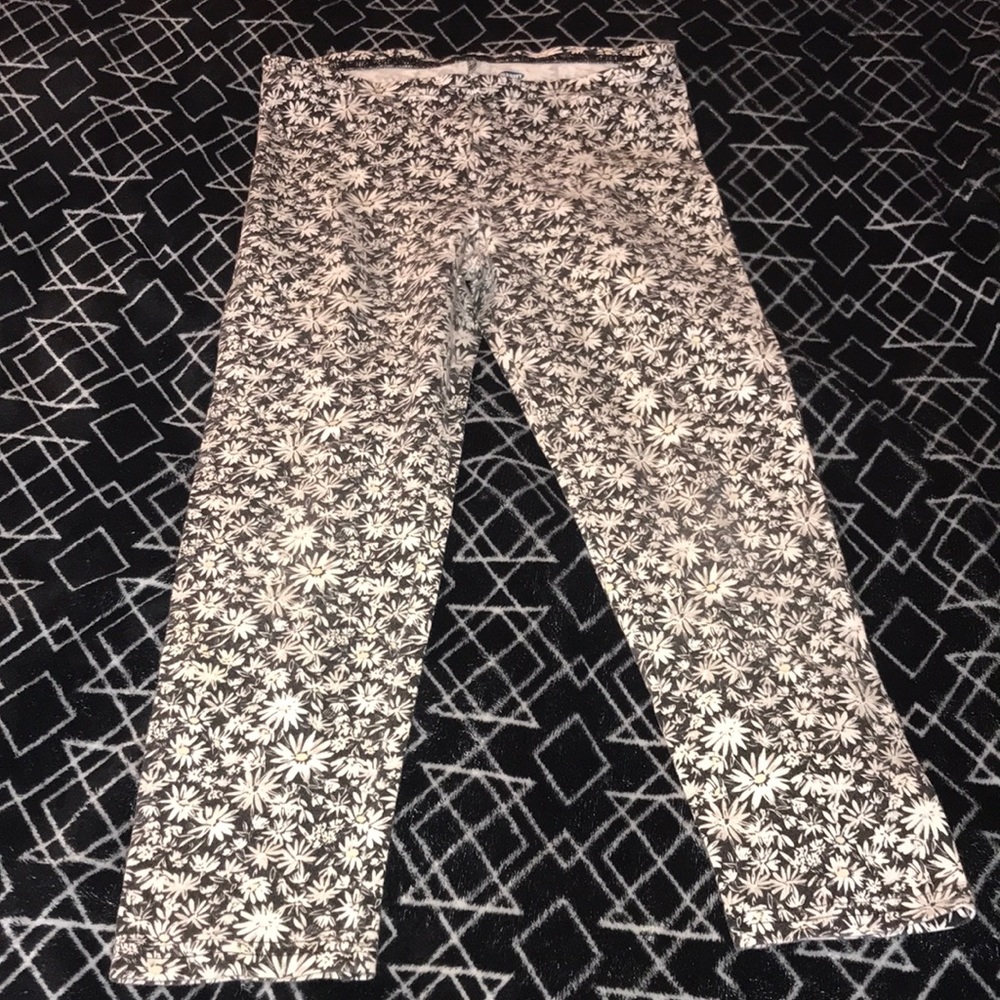 Old navy floral leggings GIRLS SIZE 10-12